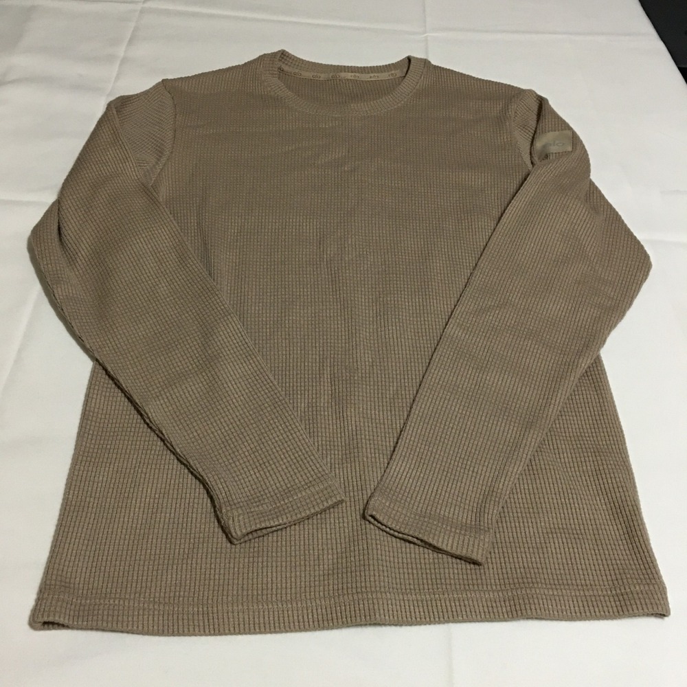 Alo Yoga Waffle Knit Long Sleeve Shirt Mens Medium Brown Crew Neck Pullover